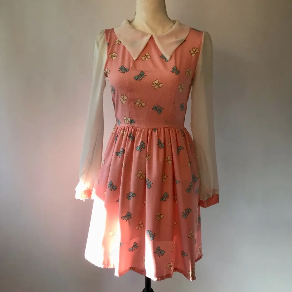 Bonne Chance Collections bow print dress🎀 - Picture 2 of 5